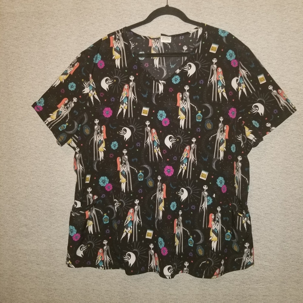 Disney Tim Burton's Nightmare Before Christmas Women's 3XL Scrubs Top